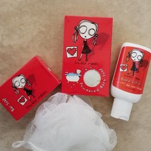 Trouble Maker Gift 4 piece Bath Set soap lotion